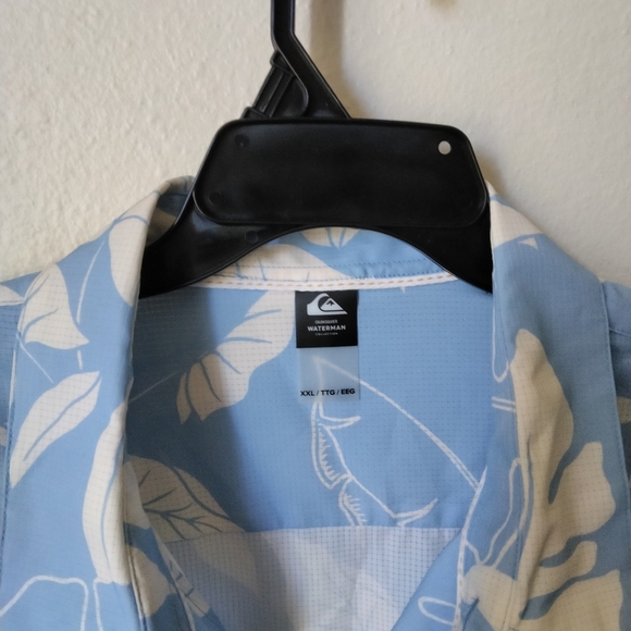 Quiksilver Men's Last Island Short Sleeve Shirt in Blue XXL Hawaiian Shirt - Picture 3 of 6